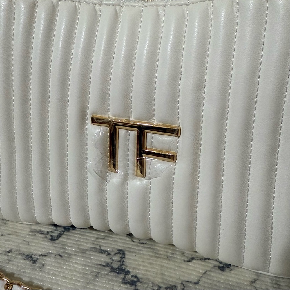 Tom Ford Beauty White Quilted Pouch / Shoulder Bag - Picture 4 of 12